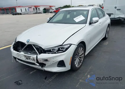 2024 BMW 330E from USA, damaged, VIN 3MW39FF0XR8E66533